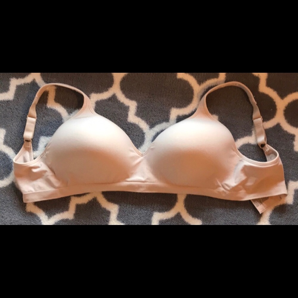 Bali Comfort Revolution Wireless Bra, 40DD